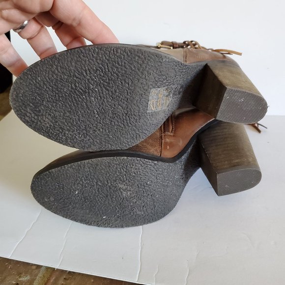 Steve Madden Woodmere Cognac Fringed Boots Size 8 - Picture 6 of 10